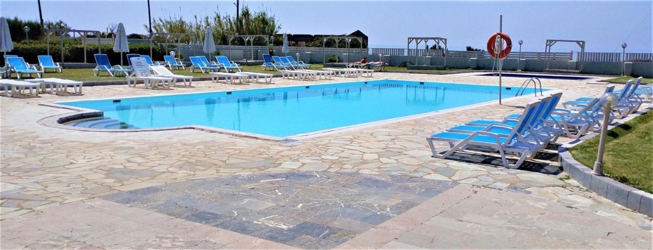 Eleni Apartments Sant George Beach Ájos Jeórjos Eksteriør bilde