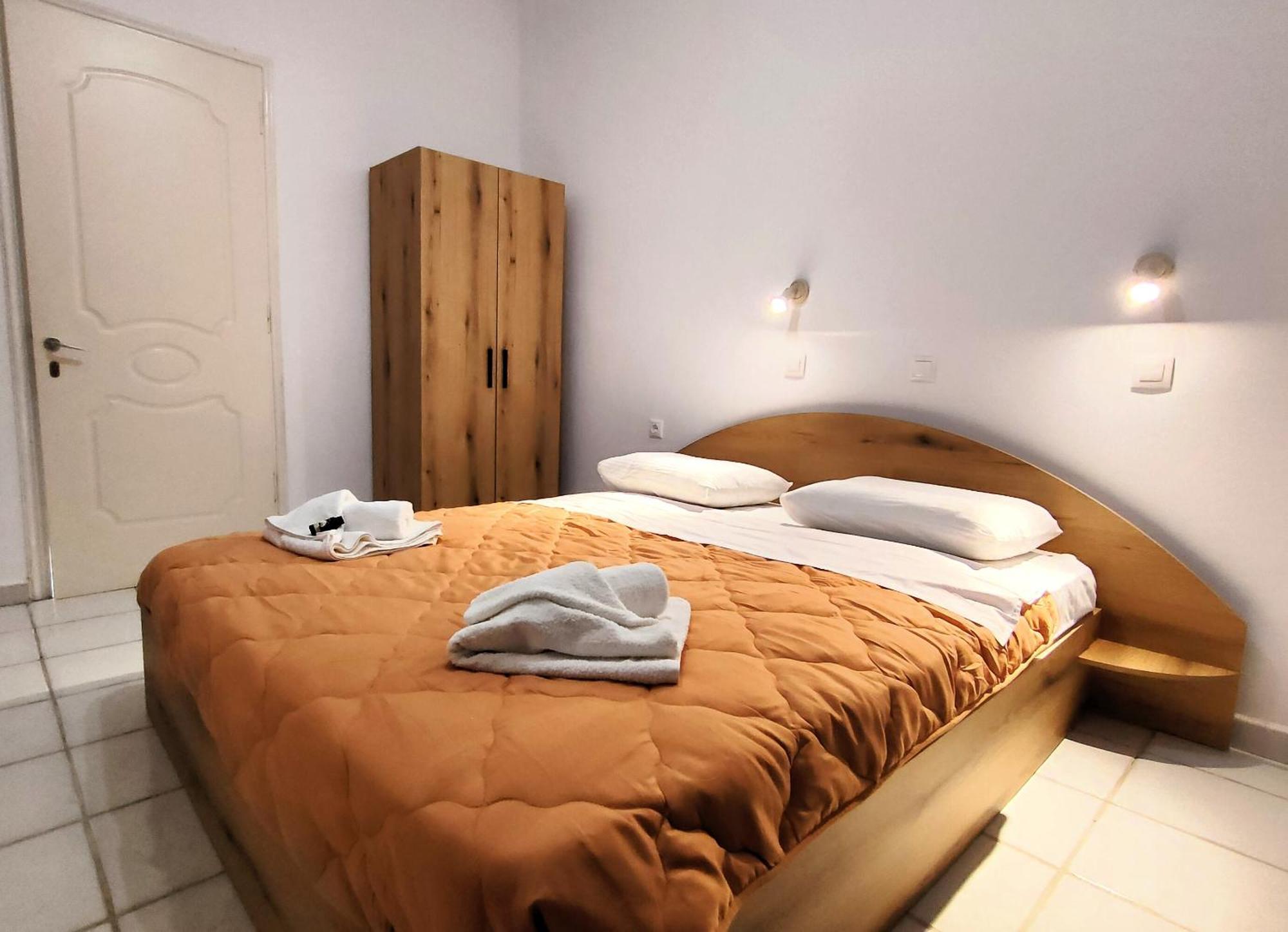 Eleni Apartments Sant George Beach Ájos Jeórjos Eksteriør bilde